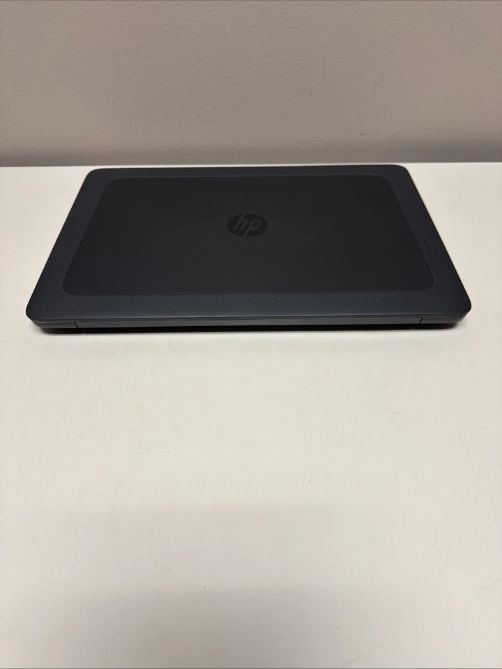 HP ZBook 15 G4 — i7-7700HQ • 16GB RAM • 512GB SSD • Backlit • NVIDIA Quadro 1200 - Image 4 of 4