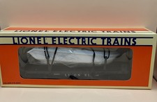 LIONEL 6-16661 Flat Car W/Operating Boat ++++ BRAND NEW ++++ ORIGINAL BOX ++++