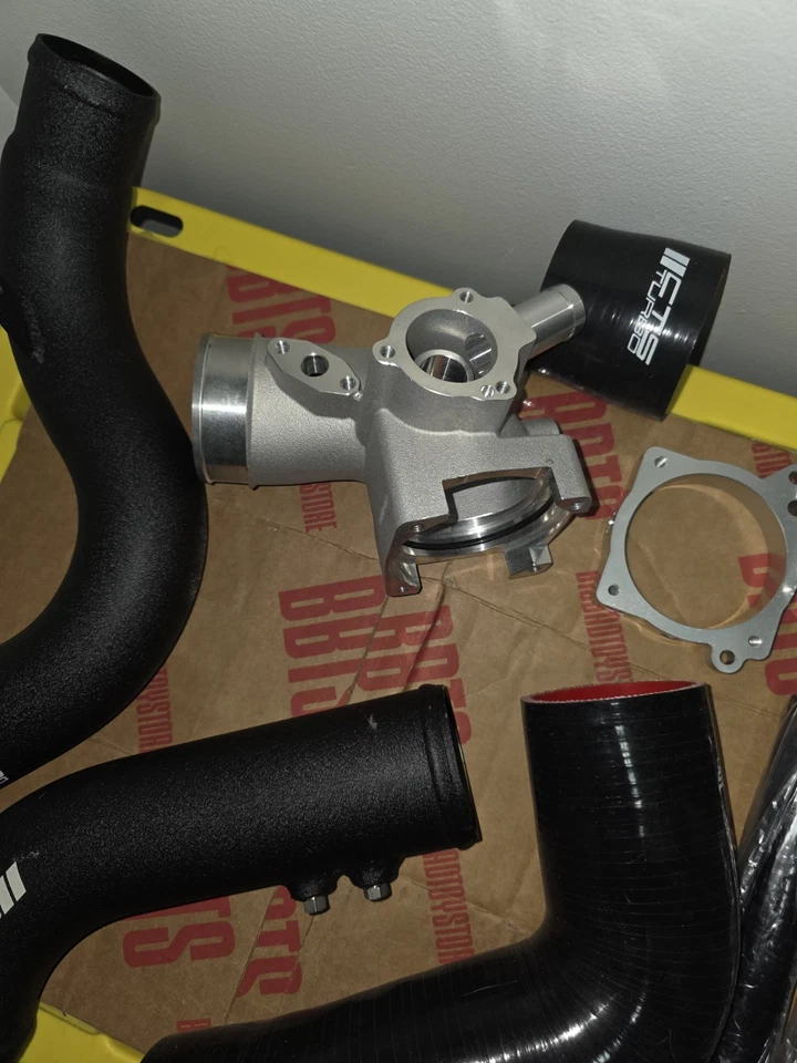 Kit de entrada de carrocería de acelerador turbo CTS para Audi RS3/TT-RS 8V.2/8S + tubo de salida turbo Foto 4 de 4