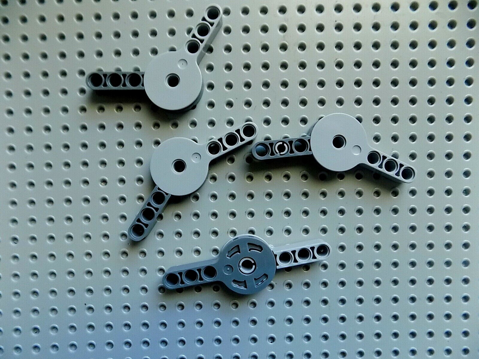 Lego Technic Rotation Disc Lego Technic, Rotation Joint Disk lot of 4 Star Wars Walkers 44224 ...