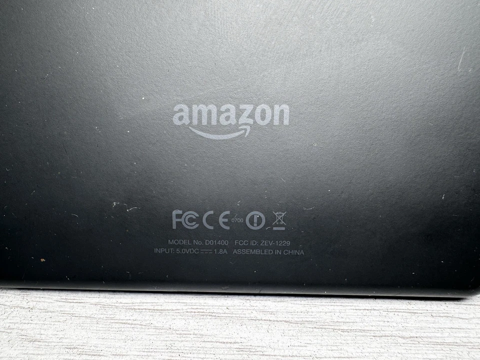 Amazon Kindle Fire (1st Generation) Tablet D01400 8GB Wi-Fi 7" - Image 3 of 4