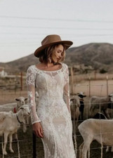 Long Sleeve Beach Mermaid Wedding Dresses Full Applique Backless Sweep Train