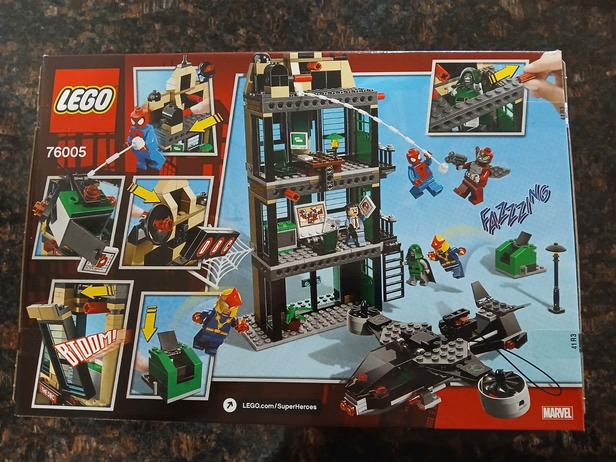 LEGO Daily Bugle Showdown 76005 Spiderman Dr Doom Beetle Nova