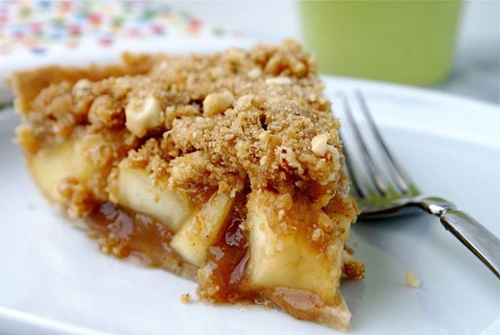 Apple Crumb Pies..Delicious 9 inch Apple Pie. - Image 2 of 4