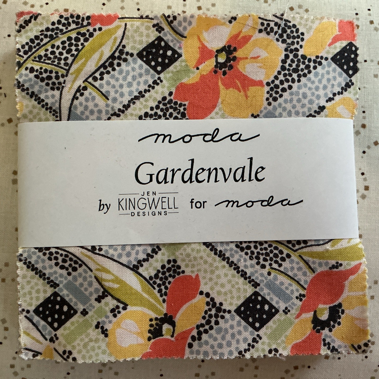 GARDENVALE by Jen Kingwell For Moda Charm Pack OOP