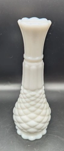 Vintage Anchor Hocking White Milk Glass Diamond Pineapple 9" Tall Bud Vase