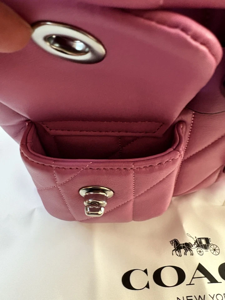 Рюкзак Coach Tabby с подушкой для квилтинга серебристый фуксия наппа кожа новый без ценников - Изображение 4 из 4