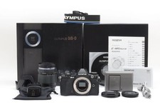 Olympus OM-D E-M5 Mark II / M.ZUIKO DIGITAL ED Lens Kit Working