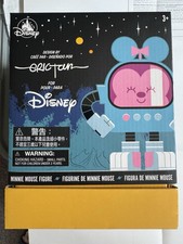 Disney Parks Minnie Mouse Artist Eric Tan 2023 Vinyl Figurine Space Figure
