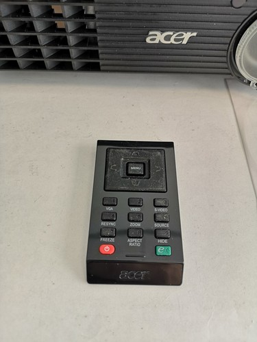 Acer X110P DLP Projector D28 - Picture 11 of 14
