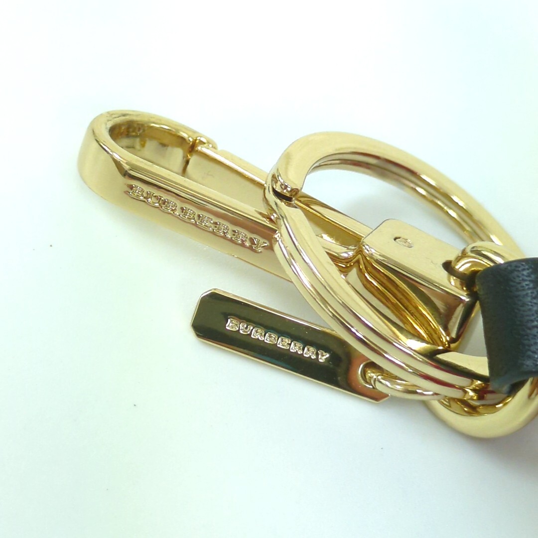 【関税＆送料込み】Burberry Knit Foxy Keychain Burberry Burberry Knit Foxy Keychain - BeyondStyle