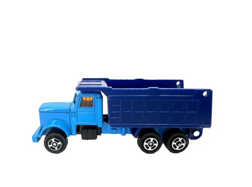 DCP 1/64 Peterbilt 379 Five Axle Green Dump Truck w/Mac Dump Bed