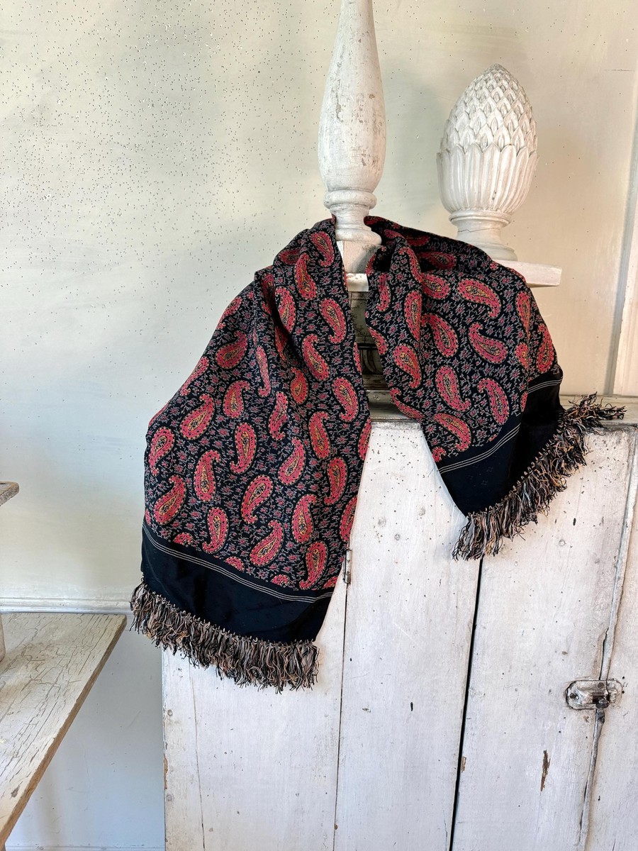 1940's Vintage Men's opera scarf Paisley pattern red fringed end