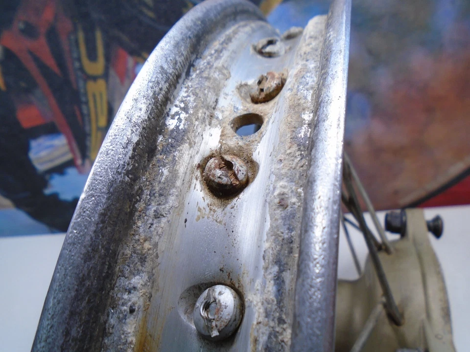 KTM SX 85 2004 rueda trasera (A) 04 SX85 Foto 4 de 4