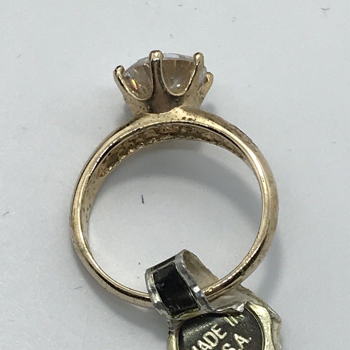 Vintage Signed A 18K HGE Gold Plated Bold Solitare Cubic Vintage Signed A 18K HGE Gold Plated Bold Solitare Cubic