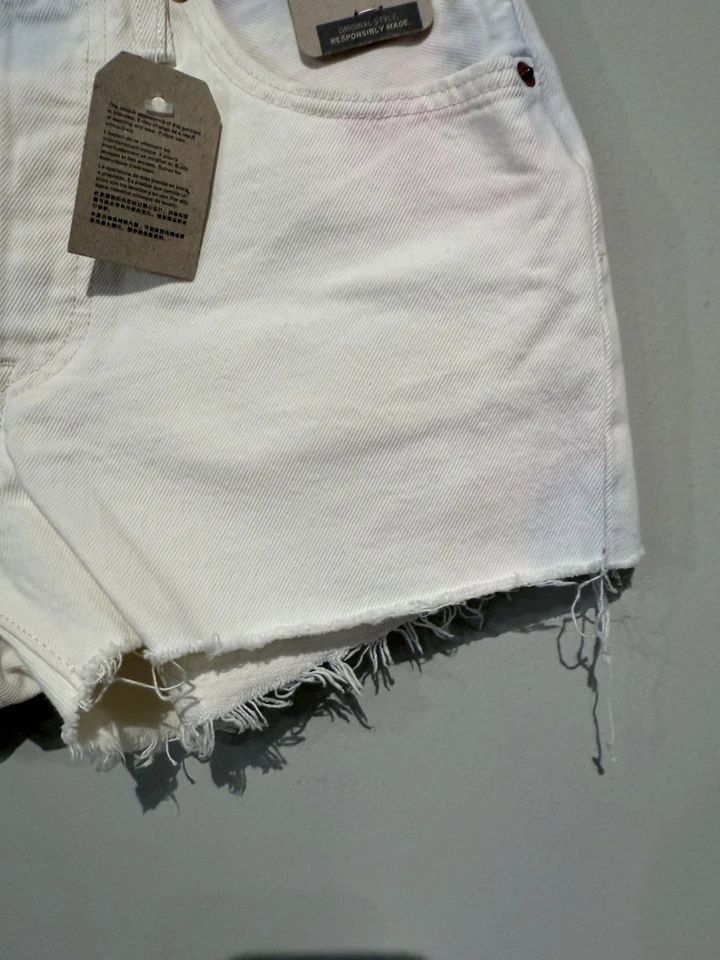 Pantalones Cortos Para Mujer LEVI'S 501 Corte Talla 26 Blanco Rosa Azul Tie Dye Tire Alto Foto 4 de 4