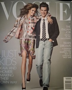 【新品未読】匿名即日配送VOGUE US雑誌 / RUNWAY冊子セット Vogue USA | eBay
