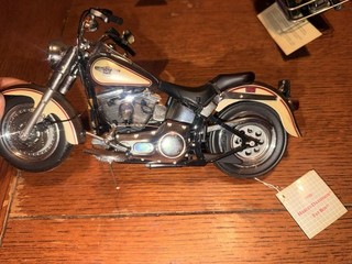 Franklin Mint 1:10 Harley Davidson 1998 95th Anniversary Fat Boy