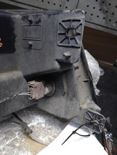 Used Left Headlight Assembly fits: 2006 Ford ...