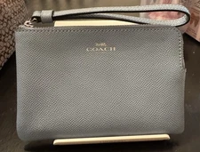 Coach Corner Zip Wristlet In Cross grain Leather Light Blue 