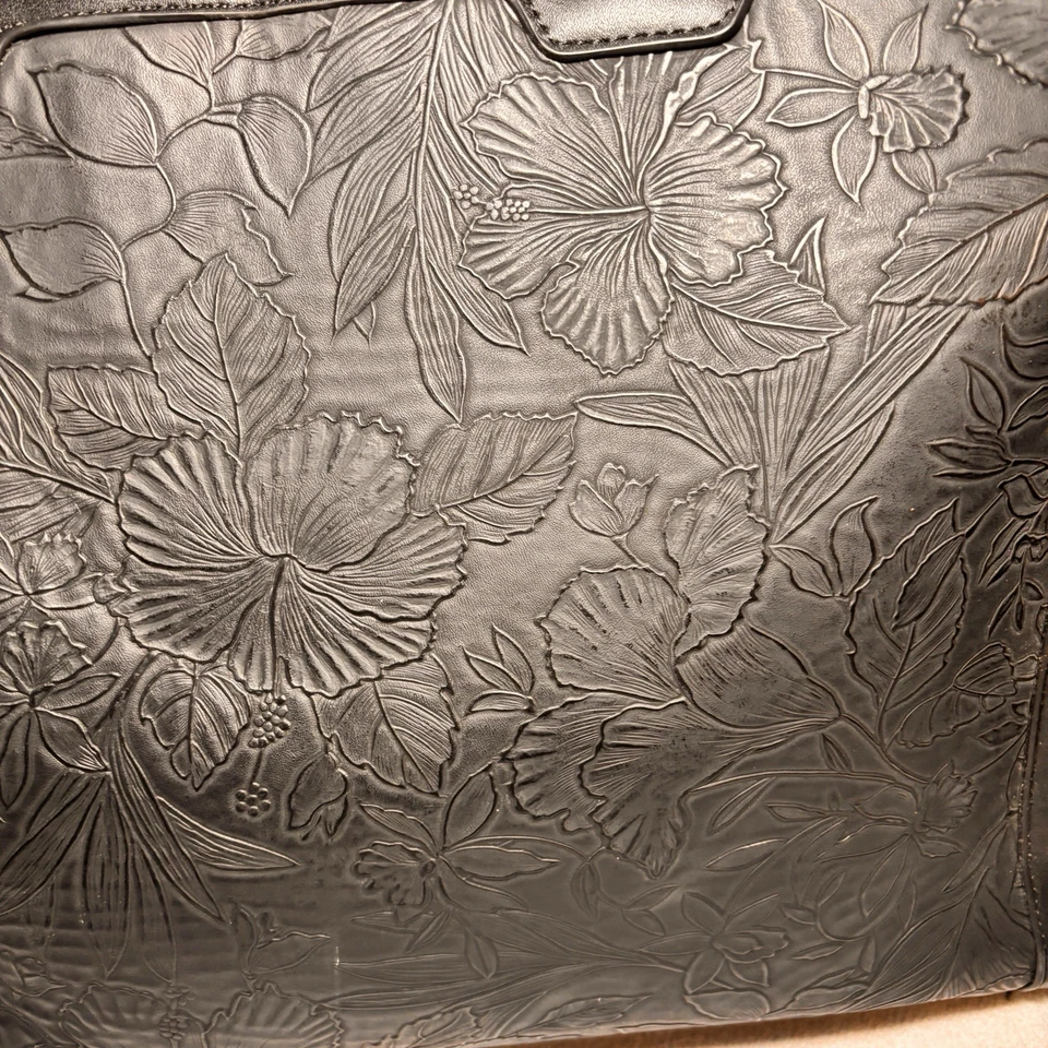 Bolso de Mano Nubily Negro Floral Cuero Repujado para Laptop 16” Bolso de Trabajo Dañado Foto 2 de 4