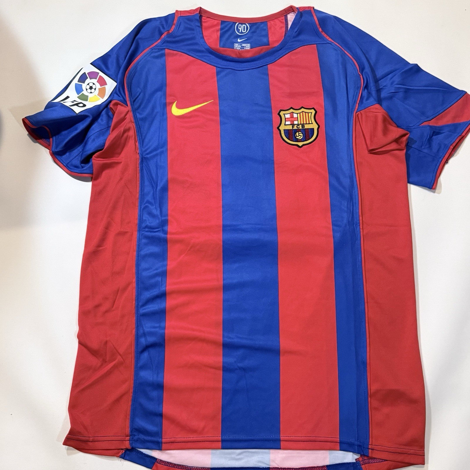 Ronaldinho Barcelona 2005/2006 Retro Jersey Size L
