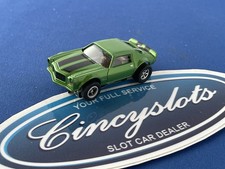AutoWorld '71 Racing Camaro Slot Car Green/Black Stripe