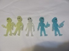 Set of 5 Vintage Alien Invaders Glow in the Dark 2.5" Tall Toy.