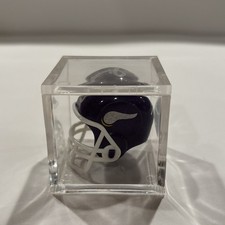 1  Chuck Foreman Minnesota Vikings Signed Gumball  Football Helmet one of a Kind