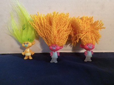 Lot Of 3 Dreamworks Trolls Figures~ Series 5 DJ Kuki & Series 2 Blind Bag Dwallo