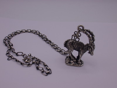wunderschöne Kette mit Steinbock  Anhänger Silber 925 punziert 