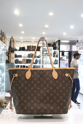 Louis Vuitton Neverfull MM Monogram Canvas Bag (CODE: TH2188