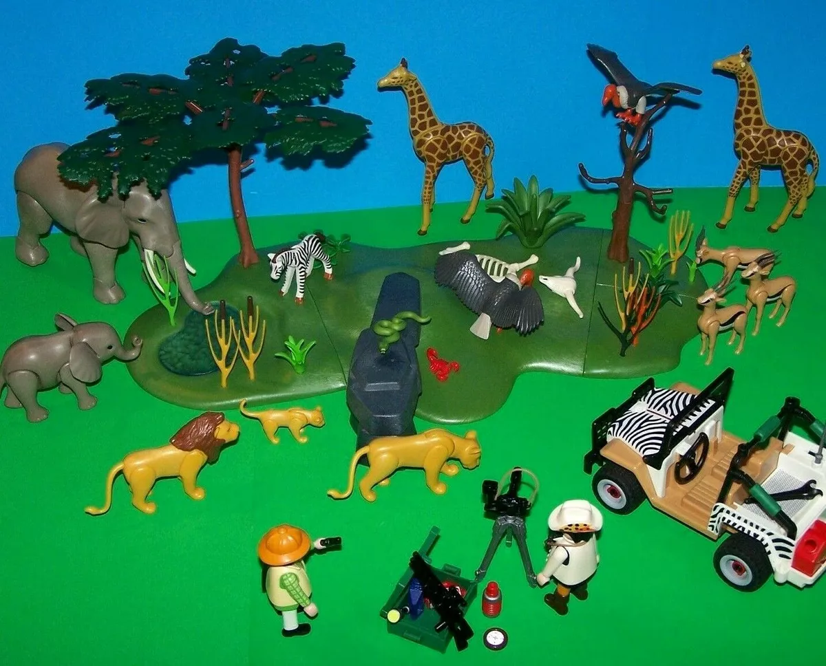 Playmobil 5922 SAFARI WATER HOLE Extra Animals Lions Elephant Giraffes Gazelles