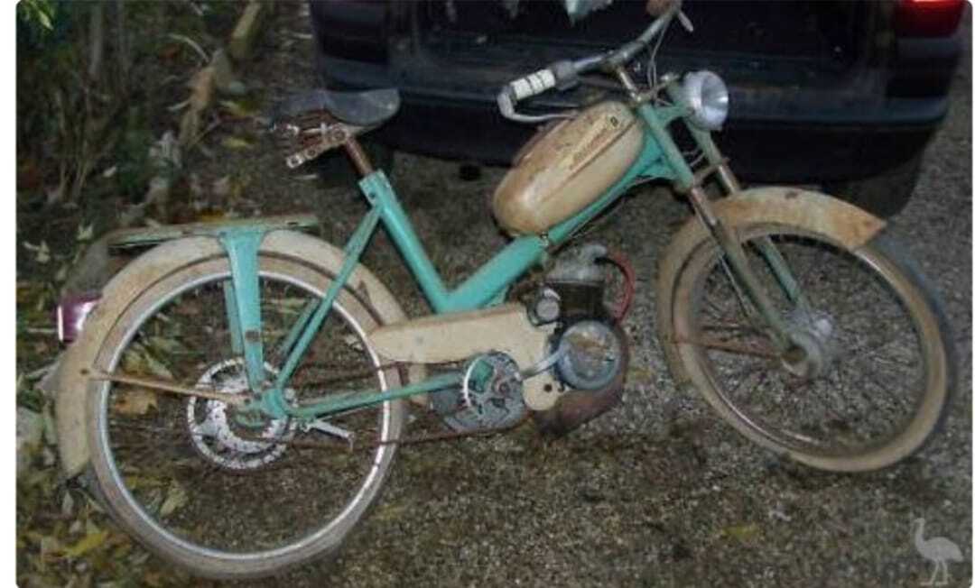 Image 1 - Paloma Lavalette P500 Moped Mobylette Motobecane