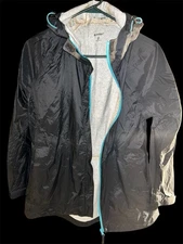 Hi-Tec Packable Rain Jacket Baby Blue/navy Blue. Size Medium Women’s