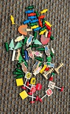 LARGE LOT Thomas  Friends/Brio Wooden Railway Signs Trees Buildings People VTG