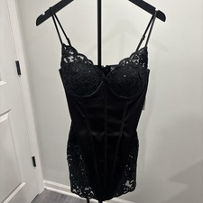 NWT Windsor Black sequence  Lace Corset dress. Boned Back Zip Bra Strap