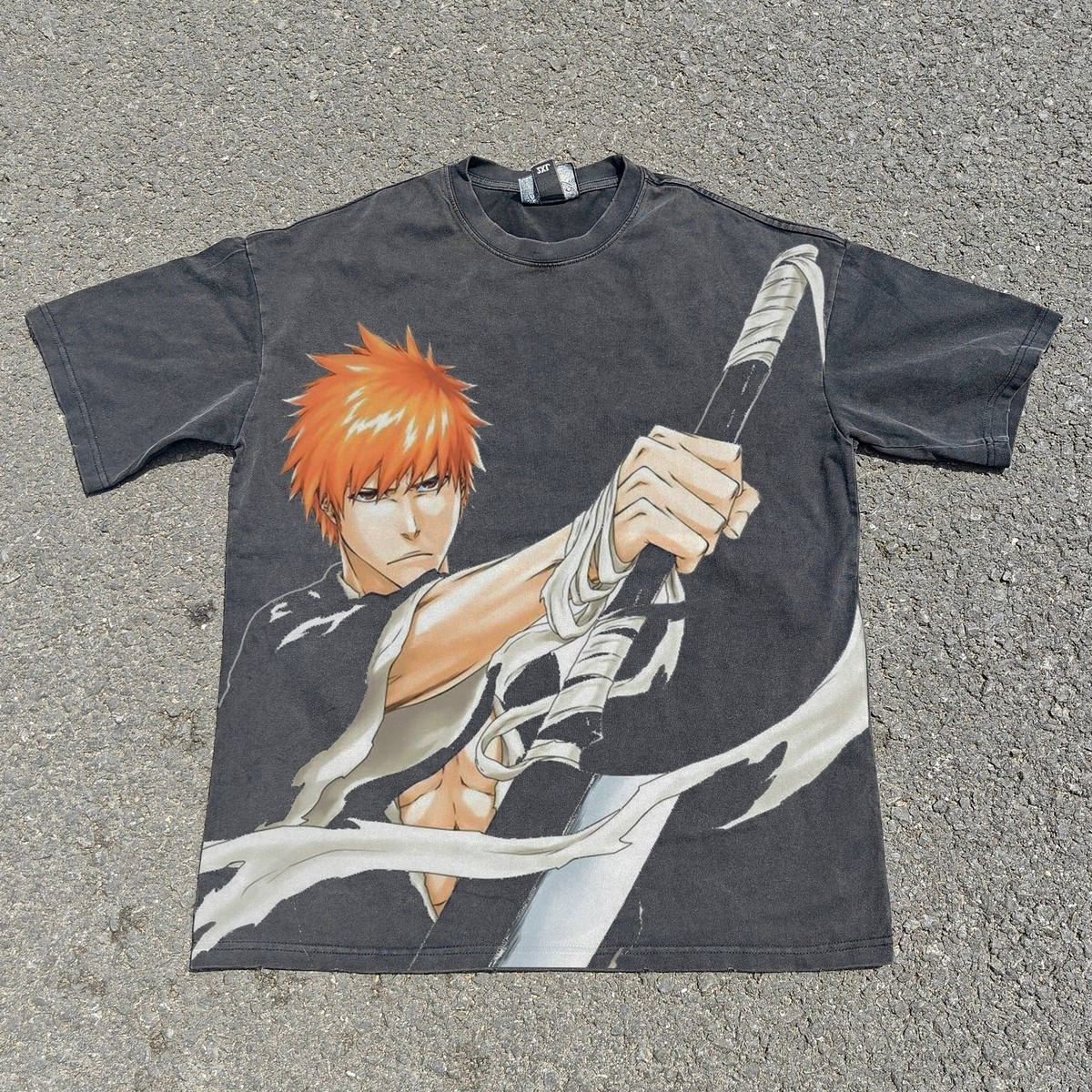 Bleach Anime Ichigo Streetwear Graphic Vintage Wash Heavyweight 