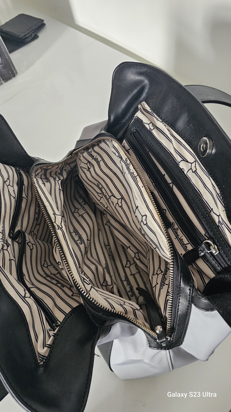 Radley London Alpha Road Zip-Around Shoulder Bag image 4