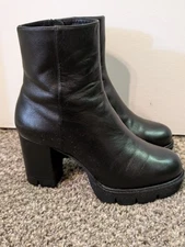 Stuart Weitzman Ande Leather Block Heel Booties in Black Sz 8 S6088 $589.99 MSRP