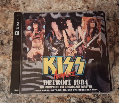 KISS DETROIT 12-08-1984 (2 CDS)! DEF LEPPARD MOTLEY CRUE RATT DIO IRON MAIDEN