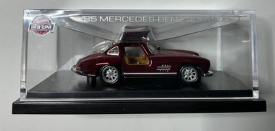 Hot Wheels Collectors RLC Exclusive 1955 Mercedes-Benz 300 SL ''Oxblood'' 1:64