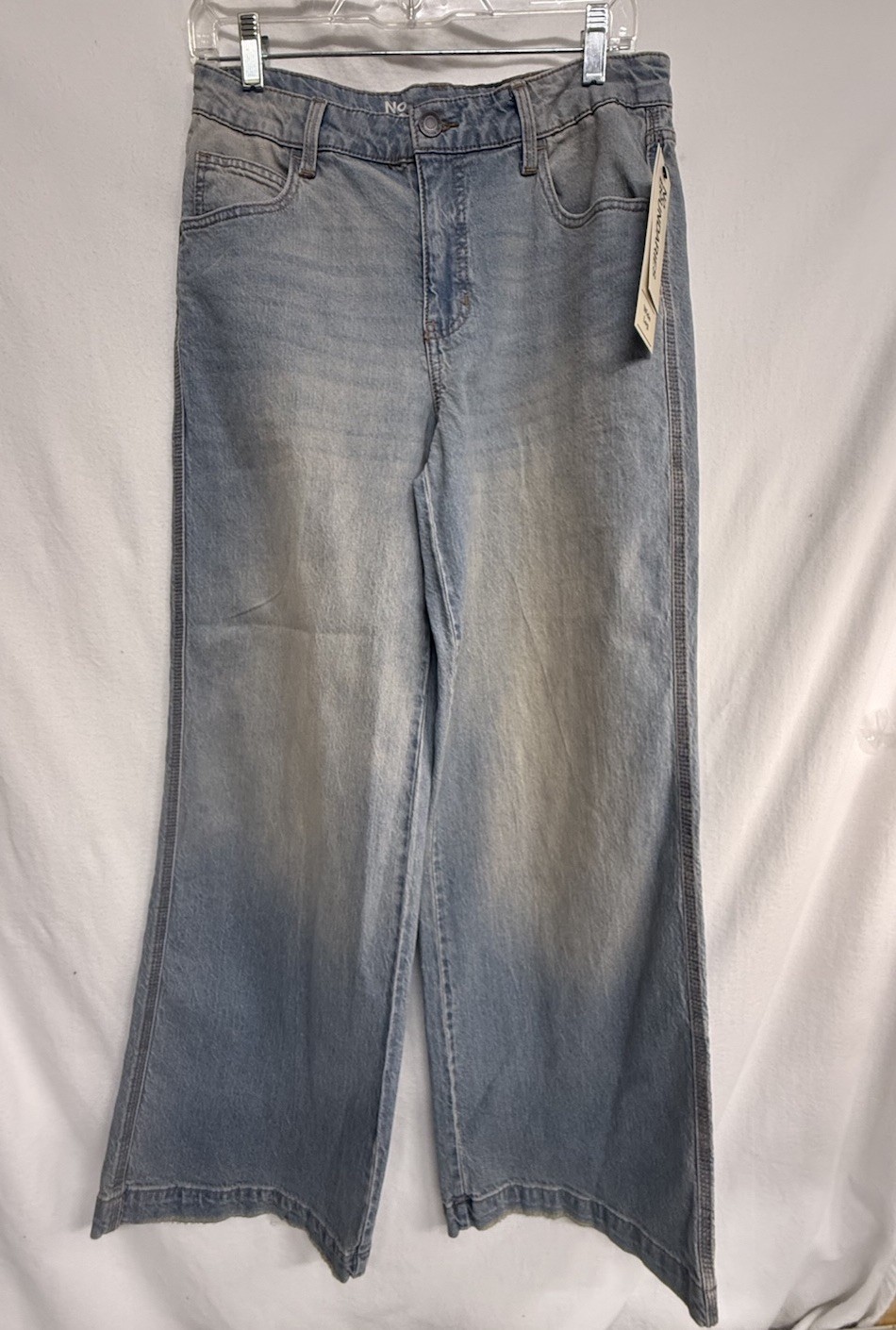 No Boundaries Womens SIZE 6 MidRise Wide Leg Light Wash Blue Jeans Free Shipping