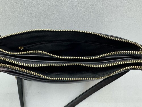 Pretty Plum/ Purple And Black Purse Pocket Book Lots Of Compartments Zipper/Snap - Picture 7 of 15
