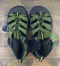 Keen Newport H2 Army Green Sports Hiking Outdoor Sandal Waterproof Boys Size 2