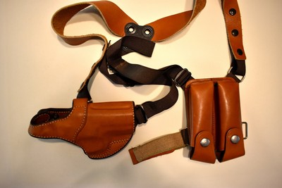 bianchi scorpion shoulder holster