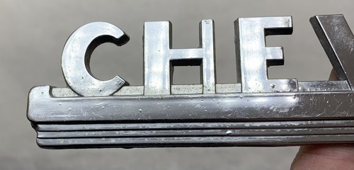 Vintage 1947 - 1953 Chevrolet Pickup Truck Hood Emblem GM 3692103 Chevy - Picture 4 of 10