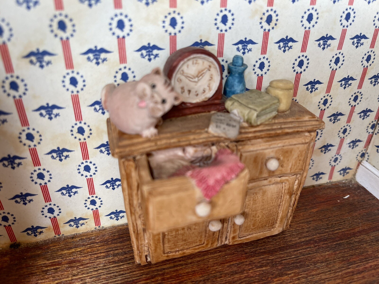 Picture 3 of 8
