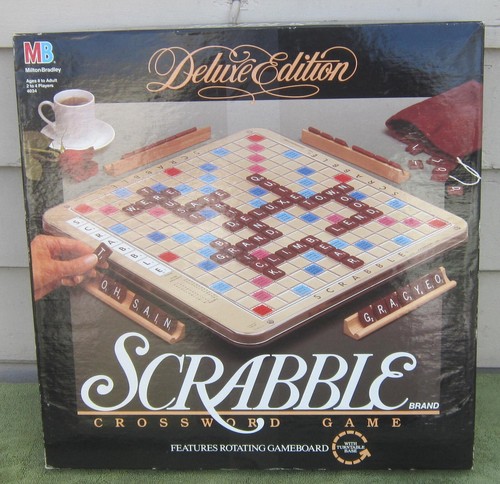 Vintage 1989 DELUXE SCRABBLE Crossword Game REVOLVING TURNTABLE BOARD Near Mint