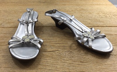 dressy low heel silver shoes